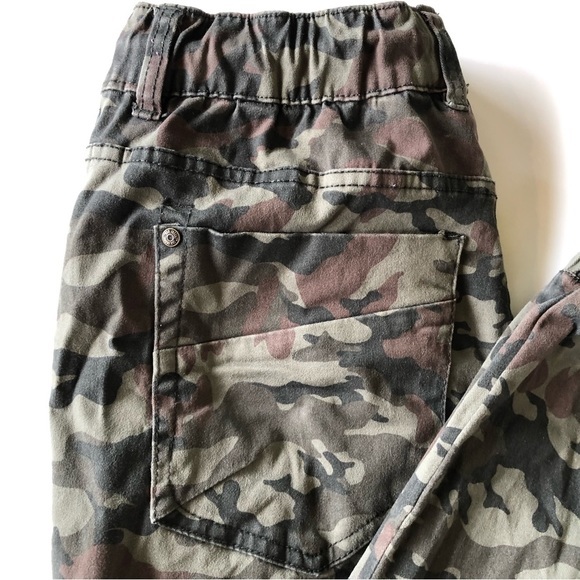 Men's Camouflage Jogger Pants - Picture 7 of 13